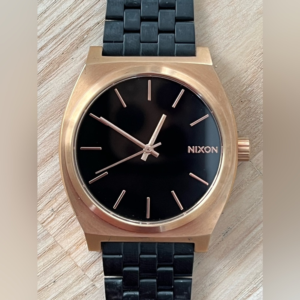 Nixon Minimal Time Traveler Black and Rose Gold Watch Adjustable Black Bracelet